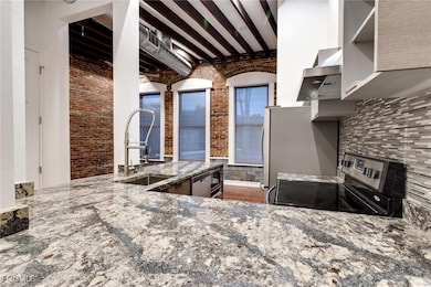 2278 1st St unit 204, Fort Myers, FL 33901 - photo 6