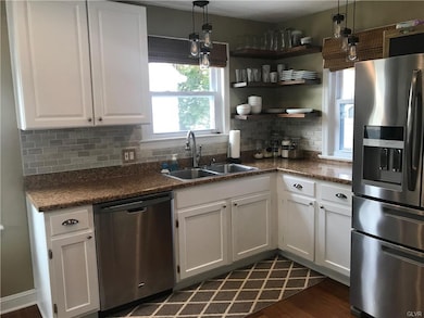 335 E Fairview St, Bethlehem, PA 18018 - photo 7