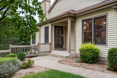 2055 Treeridge (3 of 32)