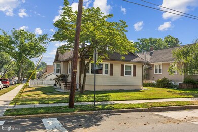 233 Cedarcroft Ave, Audubon, NJ 08106 - photo 2