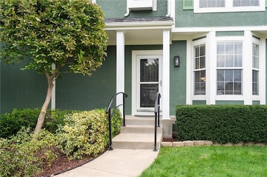 13205 W 137th Place, Overland Park, KS 66221 - photo 5