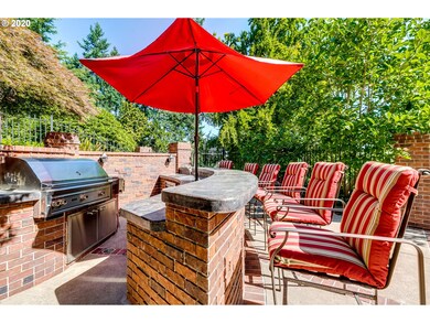 Kitchen/Outside