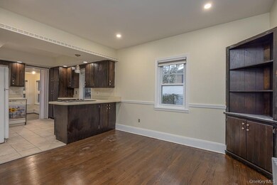 5 W Stone St unit 1st FL, Newburgh, NY 12550 - photo 5