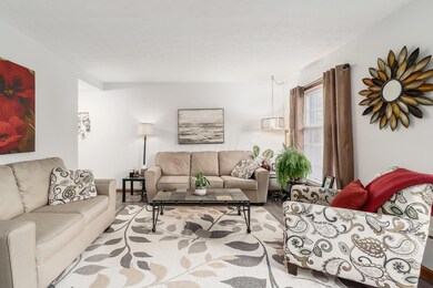 454 Clairbrook Ave, Columbus, OH 43228 - photo 5