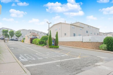 21 Studio Ln, Staten Island, NY 10304 - photo 3