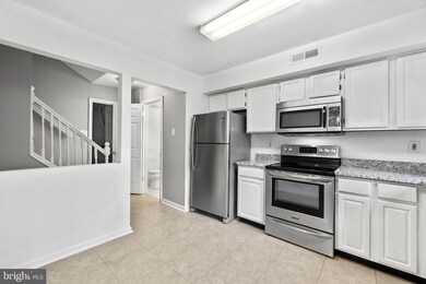 11551 Dunloring Dr, Upper Marlboro, MD 20774 - photo 4