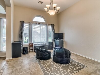 829 Elm Creek Dr, Moore, OK 73160 - photo 6