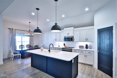 6426 Stadium Dr, Abilene, TX 79606 - photo 3