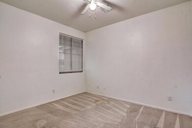 2916 E Hazeltine Way, Chandler, AZ 85249 - photo 4