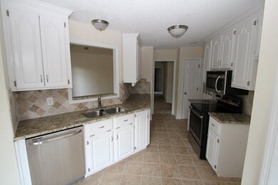 113 Blake Terrace, Warner Robins, GA 31088 - photo 4