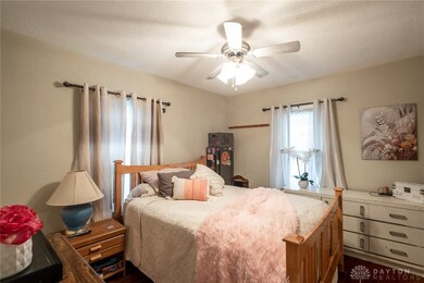 433 Burns Ave, West Carrollton, OH 45449 - photo 6