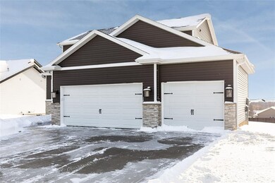 1903 Wycliffe Ct SW, Cedar Rapids, IA 52404 - photo 7