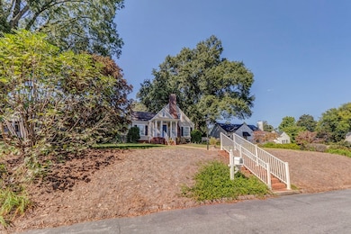 402 Fairview Dr, Dalton, GA 30720 - photo 2