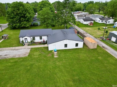 1804 W 11th St, Marion, IN 46953 - photo 5