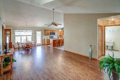 107 An Ja Lo Dr, Maryville, IL 62062 - photo 5