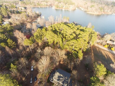 house and lake proximity