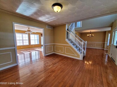 213 Lassiter Ct, Radcliff, KY 40160 - photo 5