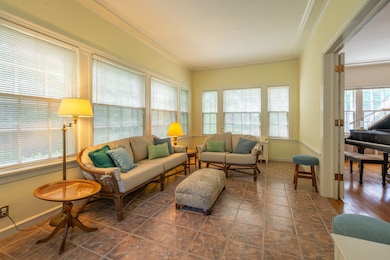 1286 W Stephenson St, Freeport, IL 61032 - photo 7