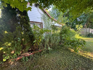 175 N Snowden St, Andrews, IN 46702 - photo 7