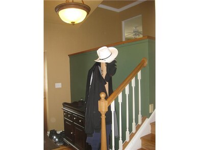 Entry/Foyer.