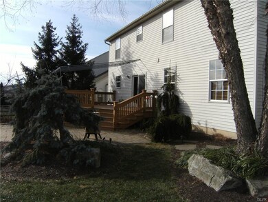 4556 Hoffman Dr, Whitehall, PA 18052 - photo 6