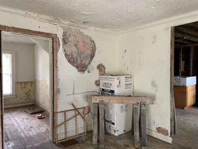 523 W Wilson Ave, Muncie, IN 47305 - photo 6