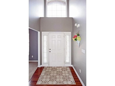 Exterior Front. Light and friendly entrance.