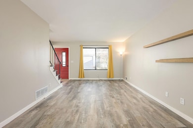 4241 Sylvia Ln N, Saint Paul, MN 55126 - photo 7