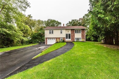 5 Lisa Ann Ct, Greenville, RI 02828 - photo 4