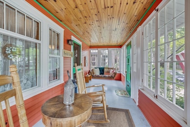 12-708 S Laurel St 0033