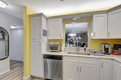 9110 Fairbanks Ln unit 6, Boca Raton, FL 33496 - photo 6