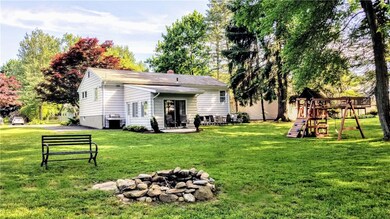 45 Douglas Cir, Greenville, RI 02828 - photo 3