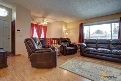Main Living-Great Light