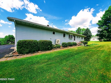 18 Oakwood Terrace, Hawley, PA 18428 - photo 6