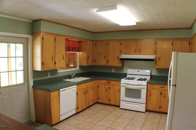 1321 Faris Ave, Eunice, LA 70535 - photo 5