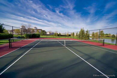 819 Colchester Dr, Oswego, IL 60543 - photo 4