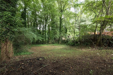 3038 Courtney Dr SW, Marietta, GA 30060 - photo 6