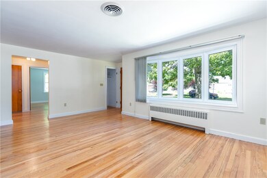 196 Lansdowne Rd, Warwick, RI 02888 - photo 7