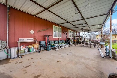 460 Harter Ln, Azle, TX 76020 - photo 5