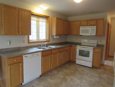 41 Tonella Rd, Milford, NH 03055 - photo 2