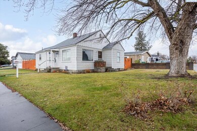 401 S Larch St, Kennewick, WA 99336 - photo 3