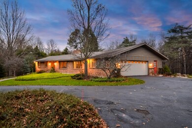 005-Front_View-3483839-medium