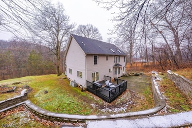 123 Vail Rd, Columbia, NJ 07832 - photo 2