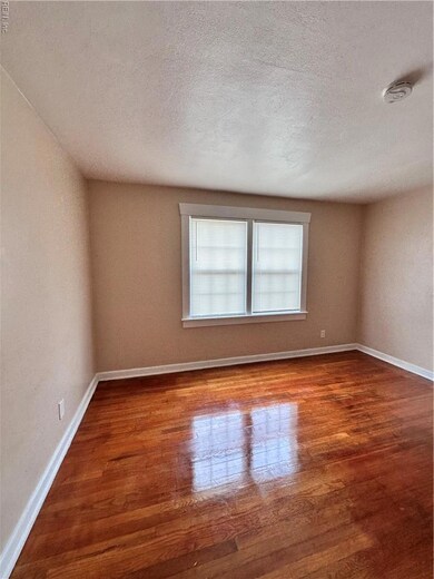 1861 Kingston Ave unit 1, Norfolk, VA 23503 - photo 2