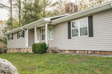 1008LauraDr-7