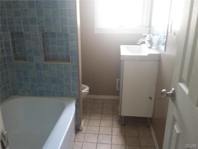 1311 Crestwood Rd, Bethlehem, PA 18018 - photo 5