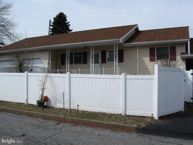 1929 Chestnut St, Ashland, PA 17921 - photo 3