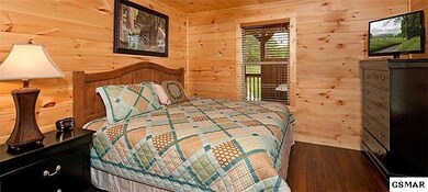 926 Mcmakin Way, Pigeon Forge, TN 37863 - photo 5