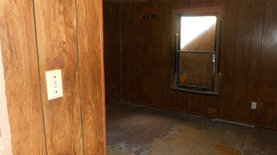 4603 Leffingwell St, Houston, TX 77026 - photo 7