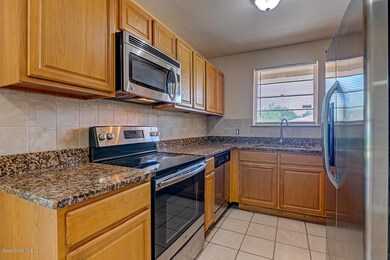 1207-yale-lane-6-1250